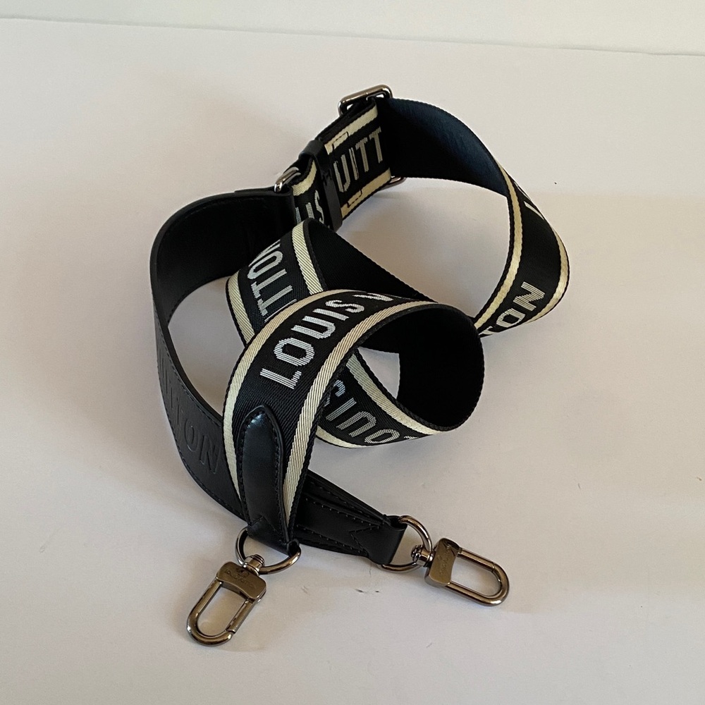 Louis Vuitton sporty strap